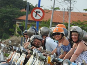 Travel easy with help from friends