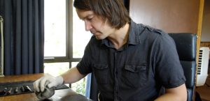 Artist joins bid to help kids