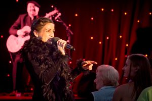 Stirring, startling songs of old France
