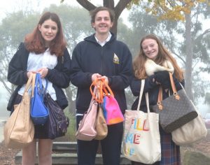Teens helping homeless women