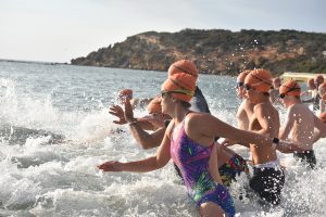 Heads triathlon attracts hundreds