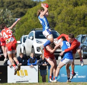 Grubbers prevail in decider