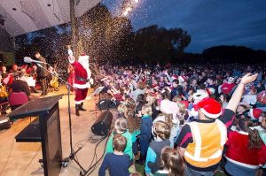 Carols gates open earlier