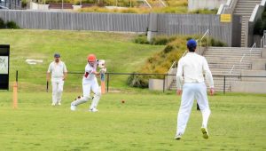 Grove suffers opening round loss