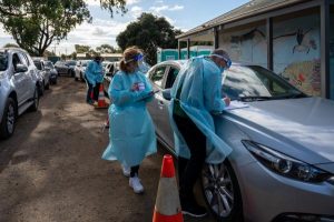 Three cases in Barwon Heads as lockdown confirmed