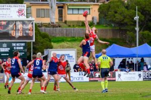 Grubbers spoil Port party