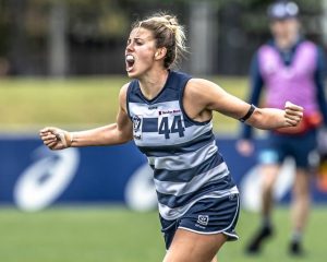 From netball to AFLW, Bragg joins the Cats