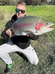 Pinky snapper on the chew
