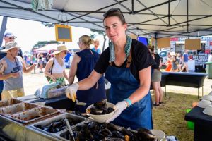 Sun shines on Mussel Fest