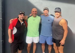 Players battle wind and heat in prelim finals