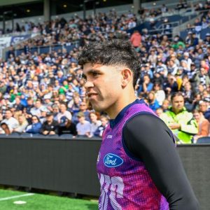 Stengle out with broken wrist
