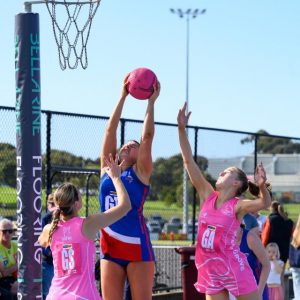 Grubbers host Coutas in bright sunshine