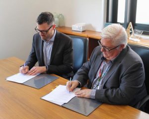 Chamber, Gordon join forces