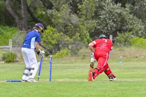 Lara and Barwon Heads take care of business