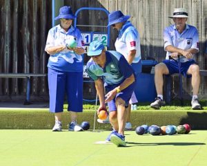 Midweek bowls resumes for a Battle of the Bridge clash