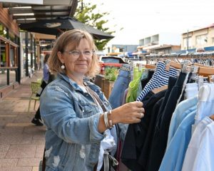 Shopping local