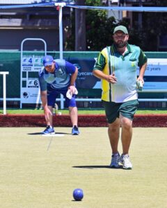 Bowls rivalry continues