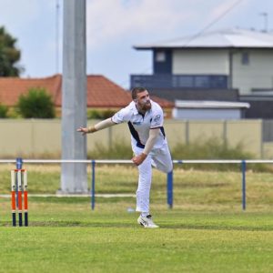Snakes’ spinner takes six