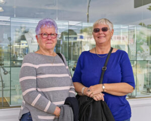 Shopping local