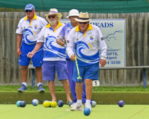 Heads prevail at home