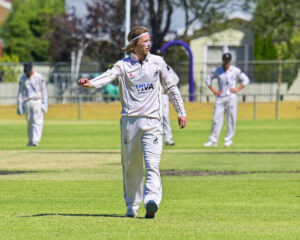Magpies, Two Blues in GCA decider