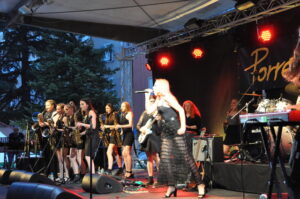 Soul sisters bring the noise