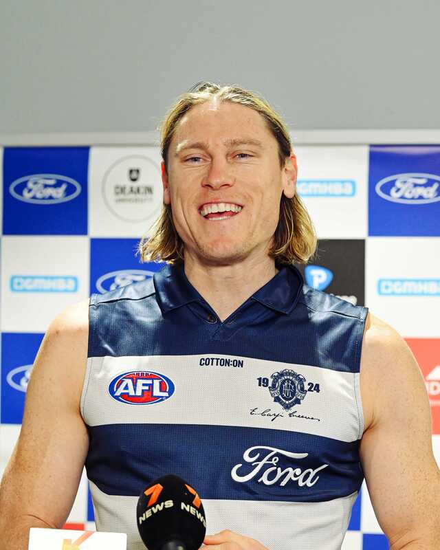 Hogan stars, Stringer hurt as GWS pip Cats in thriller