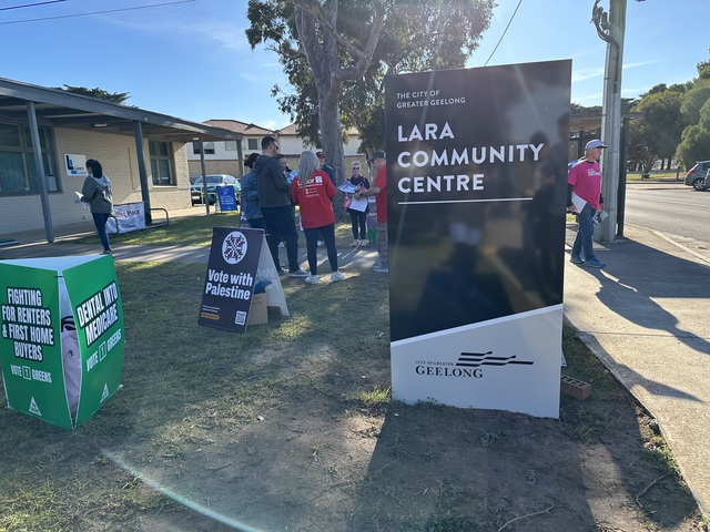 Labor retains Corio, Corangamite