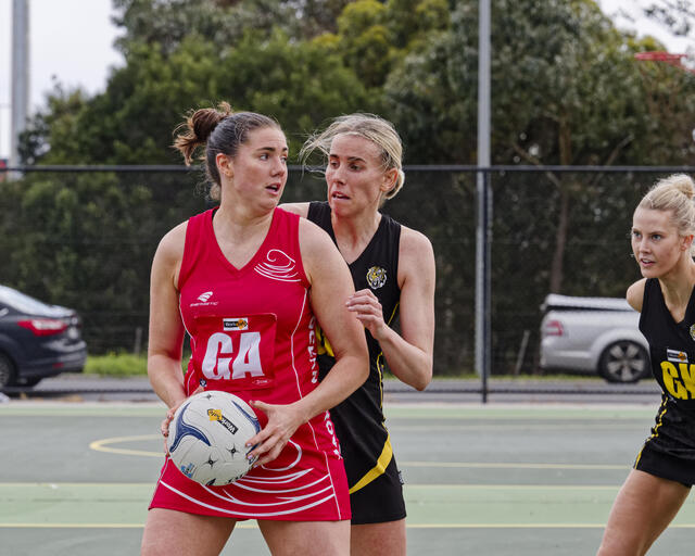 Grubbers keep unbeaten season intact, but not before a fright