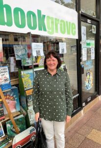 Final chance to win a grand in writing comp