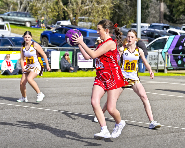 Grubbers win Under 15 battle