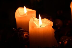 Enjoy some Carols by Candlelight