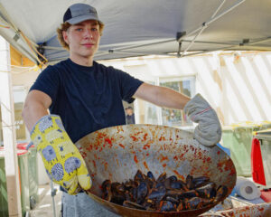 Mussel Festival delights large crowd