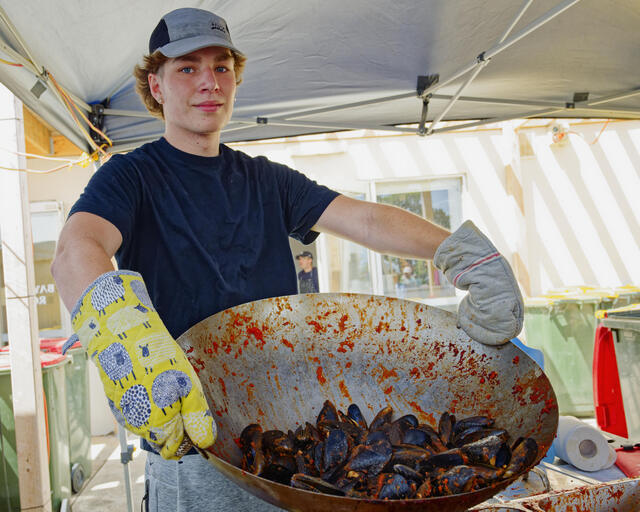 Mussel Festival delights large crowd